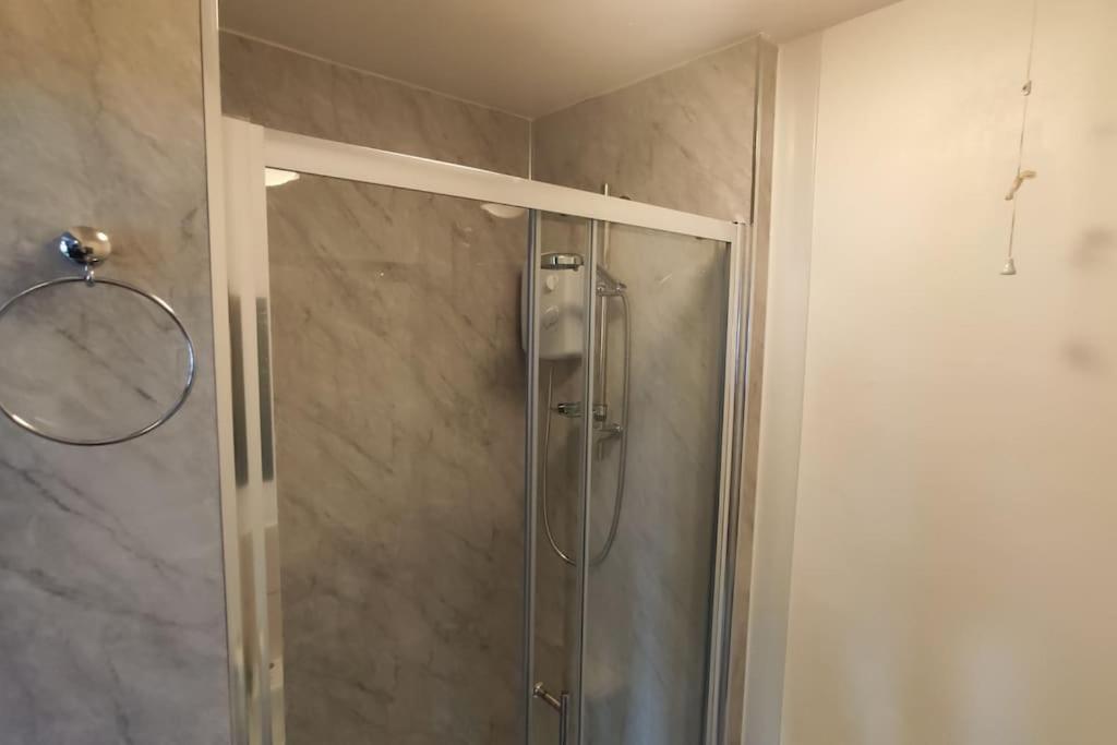 1 Bedroom Studio In A Supurb Area Of Cardiff Ngoại thất bức ảnh